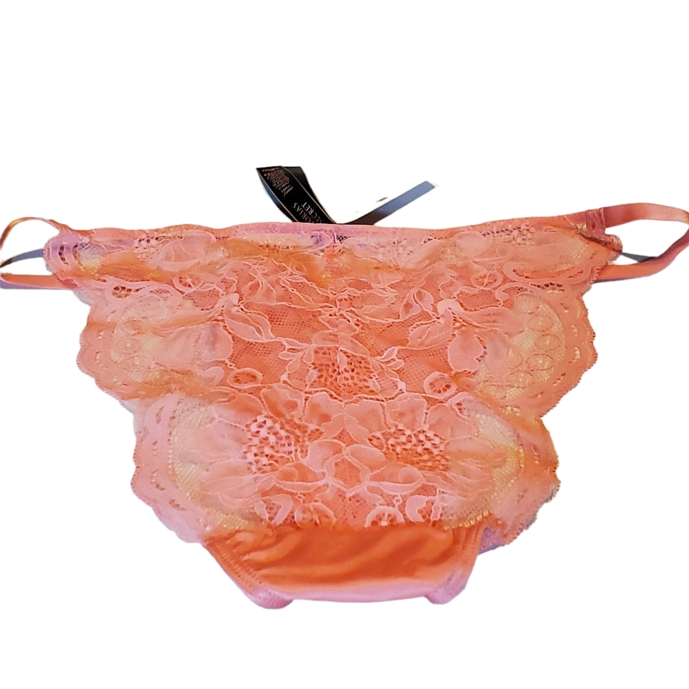 Victoria Secret NEW (M) Peach Lace Panties